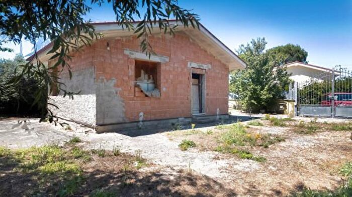 Casa bilocale in vendita in Via Colle Savelli, Zagarolo