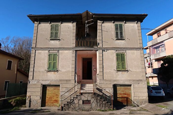 Appartamento quadrilocale in vendita in Bagnone