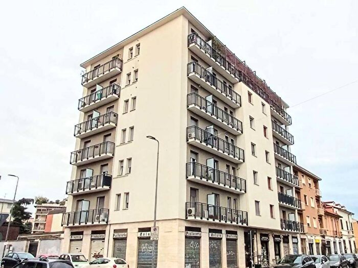 Appartamento bilocale in vendita in via Novara, San Carlo, Milano