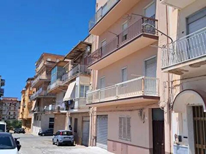 Appartamento con 5 locali in vendita in Via Dei Salici No Number, Centro, Sciacca