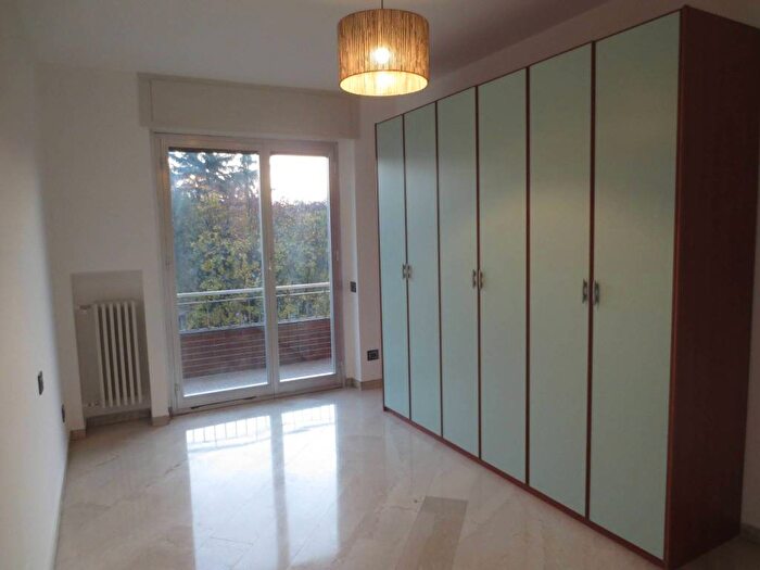 Appartamento con 5 locali in affitto in Piazza Aspromonte, Città Studi, Milano