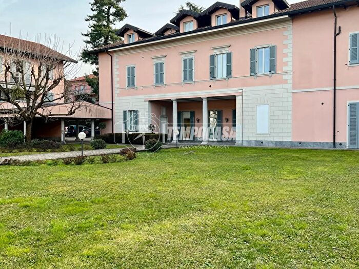 Appartamento bilocale in vendita in Via Matteotti, Lonate Pozzolo