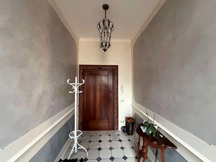 Appartamento con 8 locali in vendita in Campo San Leonardo, Venezia