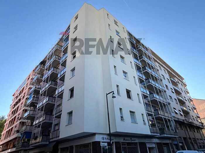 Appartamento con 5 locali in vendita in Savona