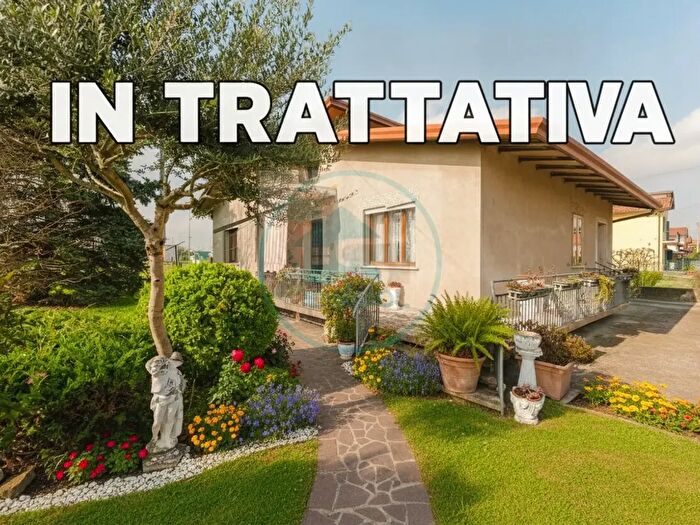 Casa quadrilocale in vendita in Via dei Fagiani, Mira