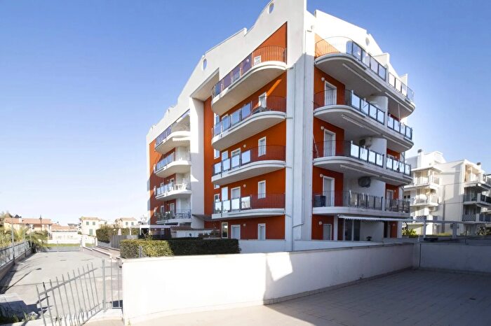 Appartamento trilocale in vendita in Tortoreto