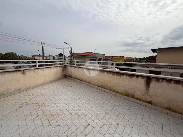 Appartamento quadrilocale in affitto in Via Torre Scafati, Varcaturo, Giugliano in Campania