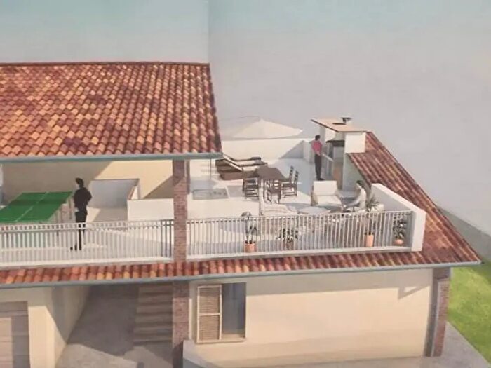 Appartamento con 7 locali in vendita in Stradella