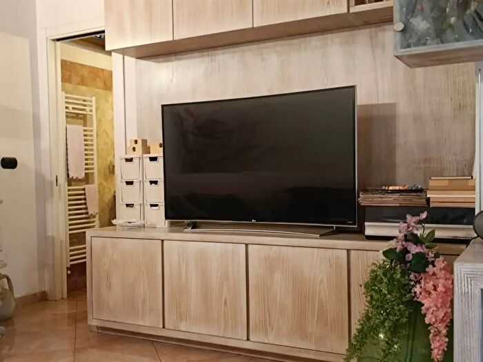 Appartamento trilocale in vendita in Prato