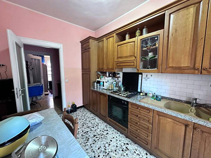 Appartamento monolocale in affitto in Via Aldo Moro, Borgo Piave Corso Europa Zona Ferrero, Alba