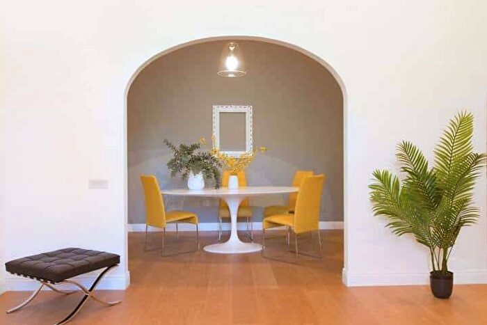 Appartamento bilocale in affitto in Lungarno della Zecca Vecchia, Santa Croce, Firenze