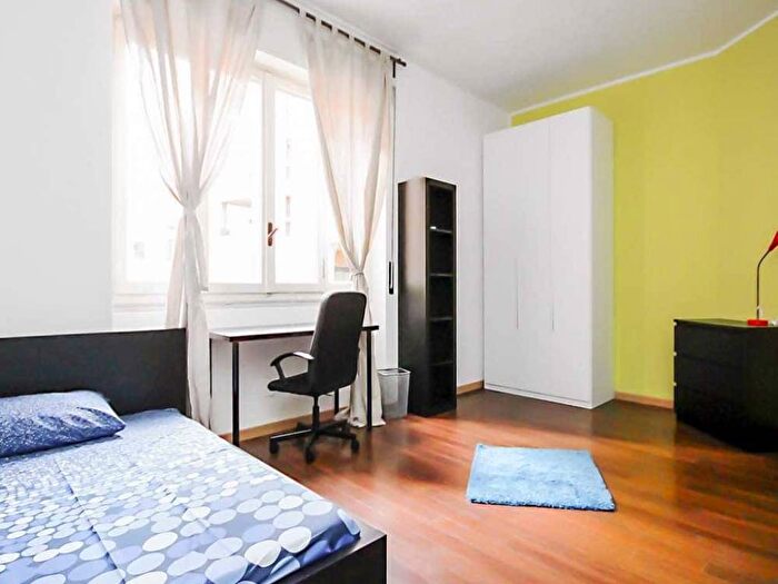 Appartamento con 6 locali in affitto in Via Giuseppe Bruschetti, Cascina dei Pomi, Milano