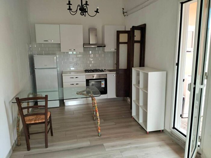 Casa bilocale in affitto in Viale Luigi Merello, Ospedale, Cagliari