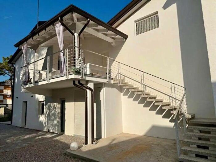 Appartamento quadrilocale in vendita in Arco del Caiccio, Lignano Sabbiadoro