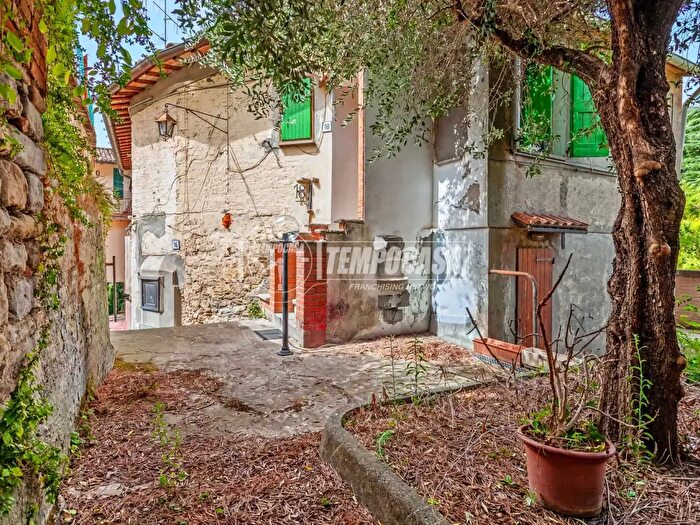 Appartamento trilocale in vendita in Piazzale Pontevecchio, Brisighella