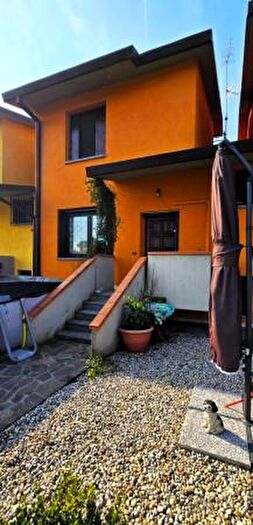 Casa quadrilocale in vendita in Via Giuseppe Ungaretti, Castel Mella