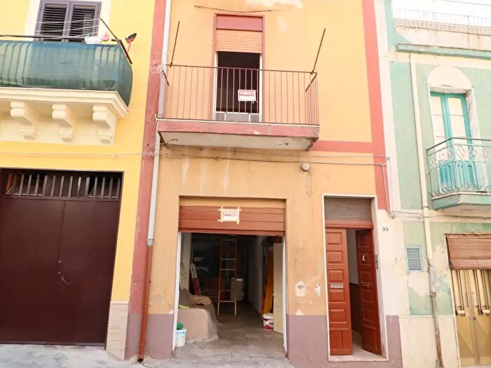 Casa bilocale in vendita in Via Milano N, Palagonia