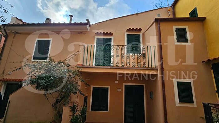 Appartamento quadrilocale in vendita in Rio