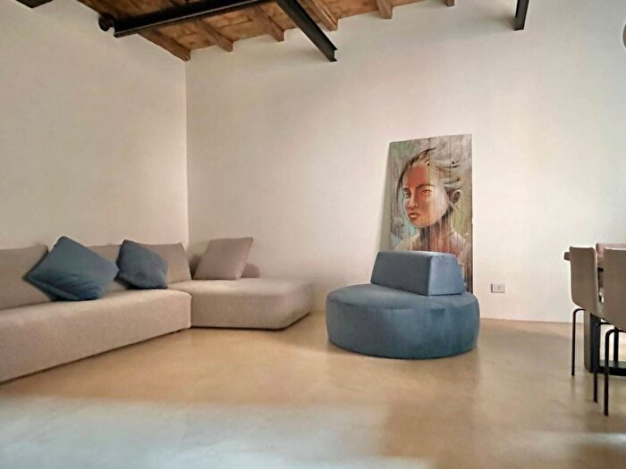 Appartamento bilocale in affitto in Via della Pelliccia, Trastevere, Roma