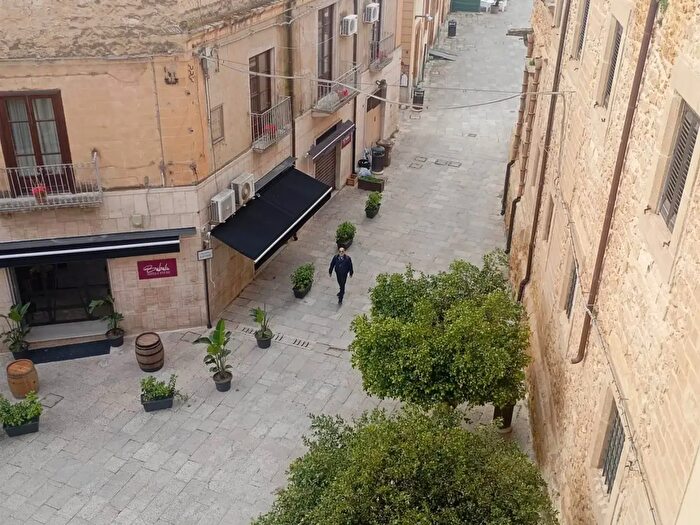 Appartamento con 5 locali in vendita in Castelvetrano