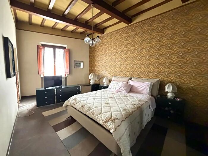 Appartamento con 5 locali in vendita in Via Sergio Sacconi, Pistoia