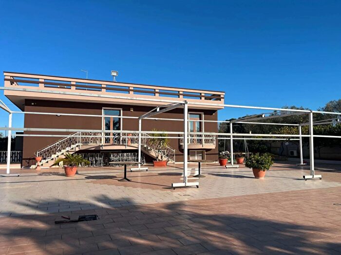 Casa bilocale in vendita in Contrada Donna Laura, Francavilla Fontana