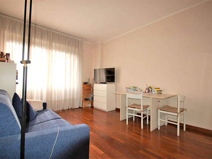 Appartamento monolocale in affitto in Via Roncaglia, Washington, Milano