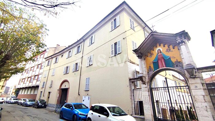 Appartamento con 5 locali in vendita in Asti