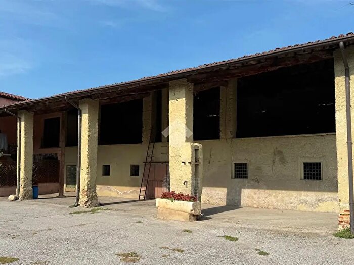 Casa monolocale in vendita in Via Galileo Galilei, Gussago