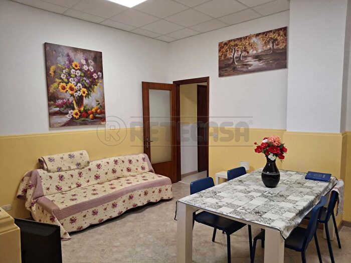 Appartamento trilocale in vendita in Via Senatore di Giovanni, Siracusa