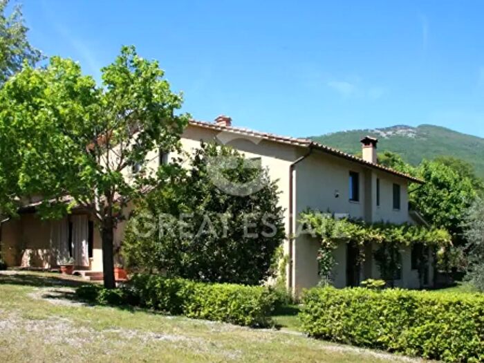 Casa con 6 locali in vendita in Località Borgo Matera, Cetona