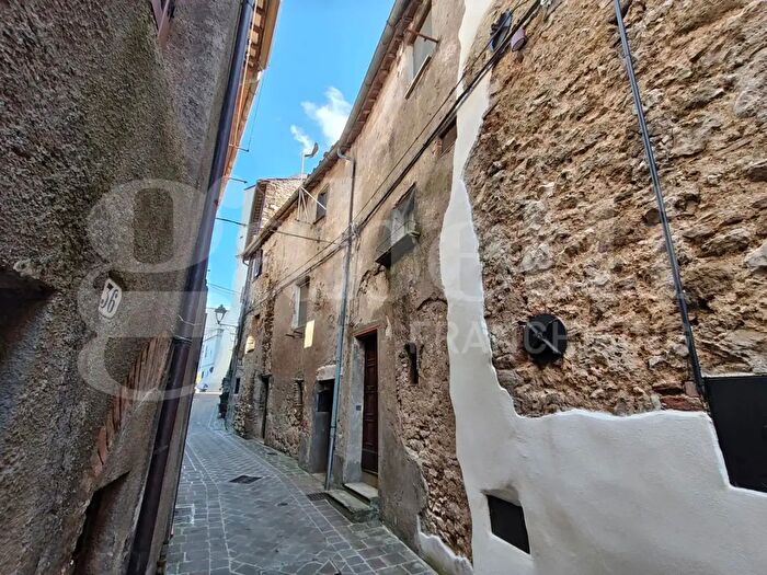 Appartamento quadrilocale in vendita in Via Giuseppe Verdi Snc, Giove