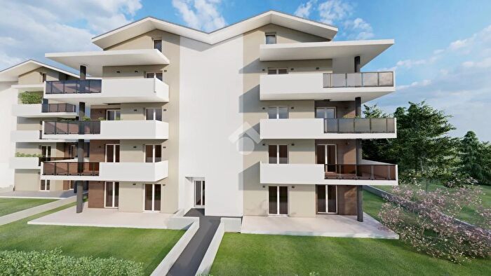 Appartamento con 5 locali in vendita in Via Giaveno, Rivalta Di Torino