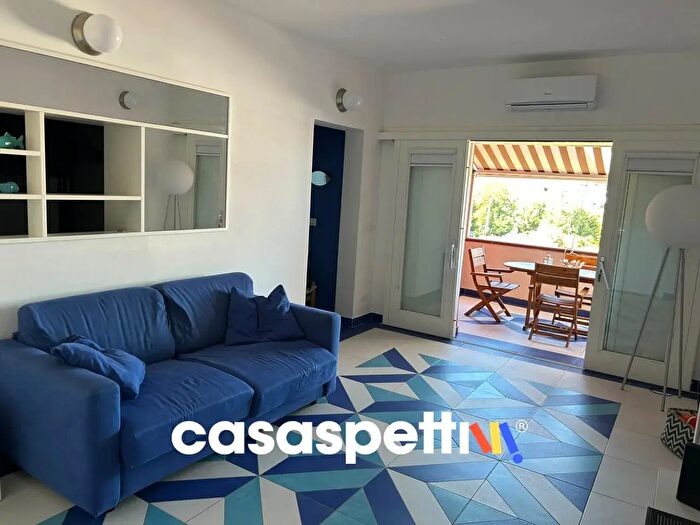 Appartamento bilocale in vendita in Via del Colle, San Felice Circeo