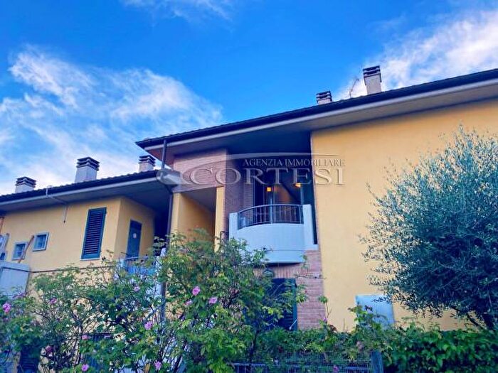 Appartamento bilocale in vendita in Via Venticinque Aprile a, Trecastelli