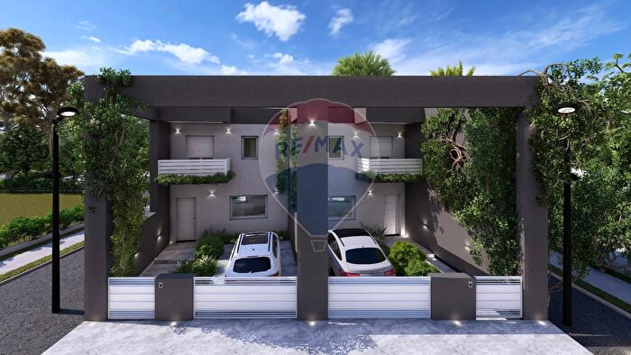 Casa quadrilocale in vendita in Via Villa Convento, Carmiano