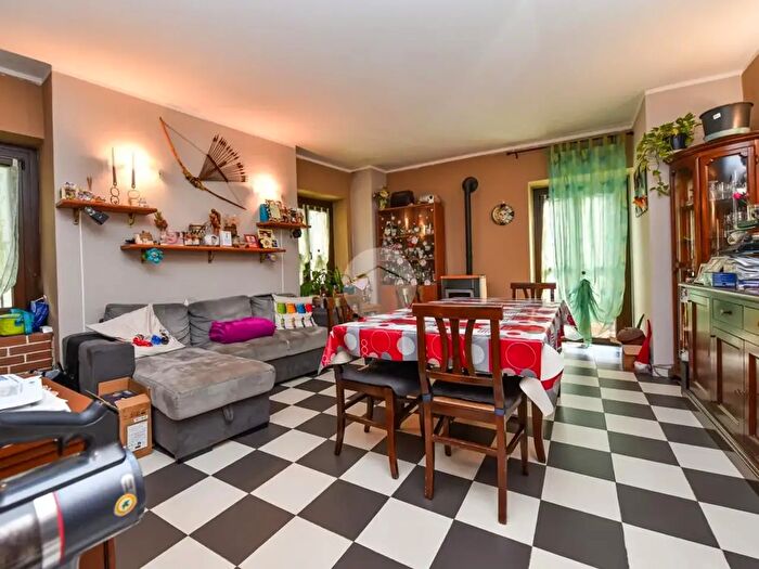 Appartamento quadrilocale in vendita in Via Grangia Marin, Giaveno