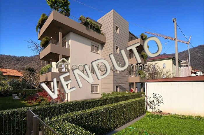 Appartamento trilocale in vendita in Via Puccini, Torre Boldone