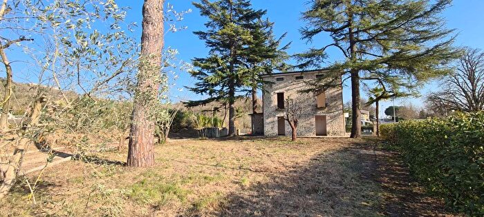 Casa quadrilocale in vendita in Via Acquasanta Snc, Collazzone
