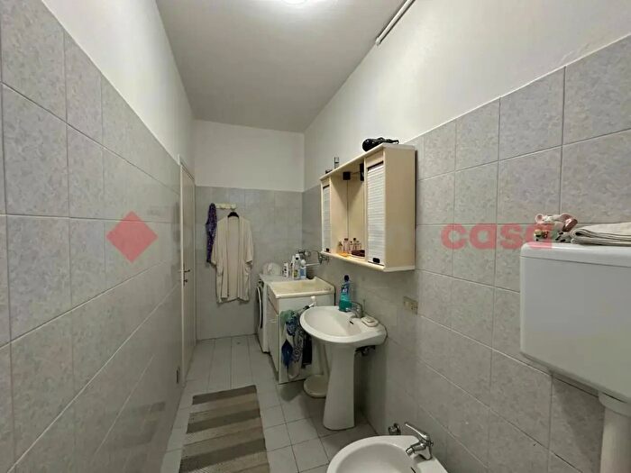 Casa con 5 locali in vendita in Via delle Robinie, Opera