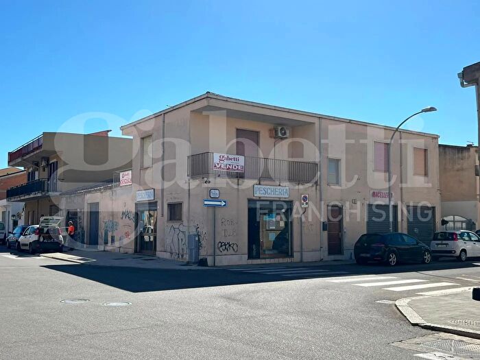 Casa quadrilocale in vendita in Via Amsicora, Oristano