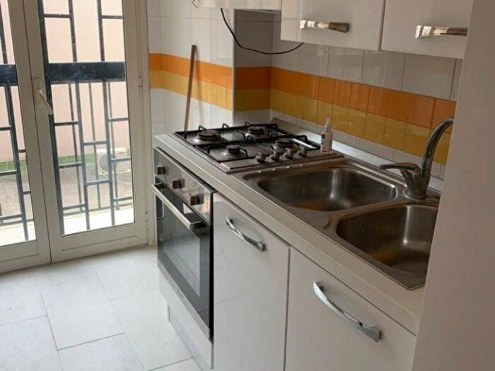 Appartamento bilocale in affitto in Vico del Vasto a Chiaia, Chiaia, Napoli