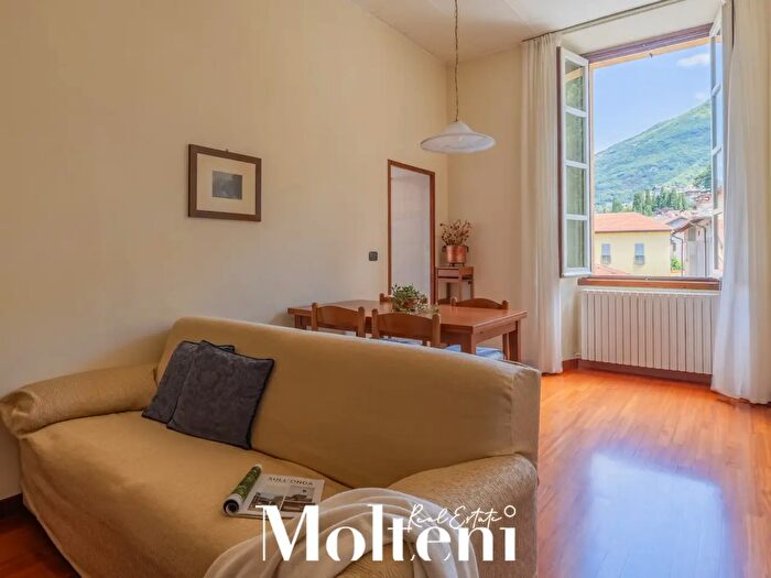 Appartamento trilocale in vendita in Piazza San Giorgio, Bellano
