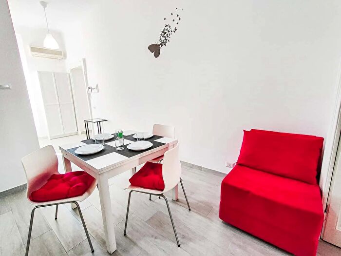 Appartamento monolocale in affitto in Via Padova, Milano