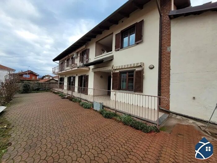 Casa con 9 locali in vendita in Airasca Via Rubattera, Airasca