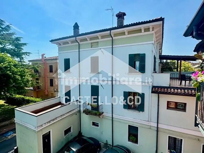 Casa in vendita in Via VV, Desenzano Del Garda
