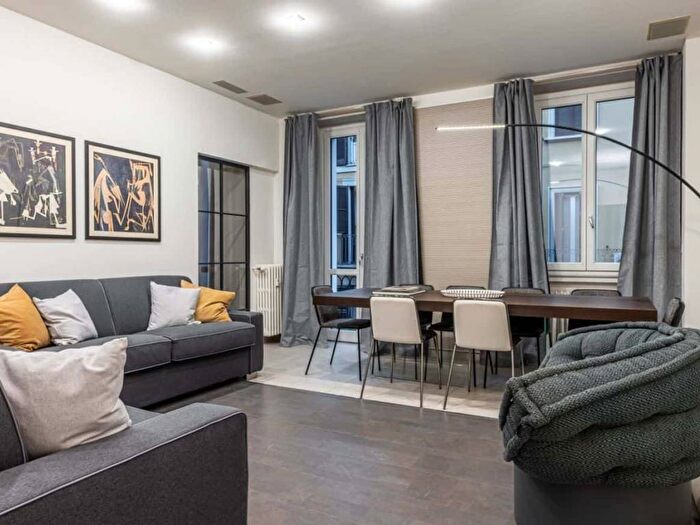 Appartamento quadrilocale in affitto in Via Brera, Brera, Milano