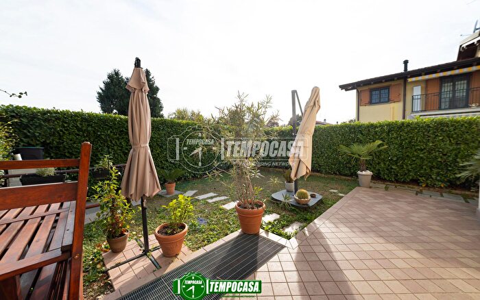 Appartamento bilocale in vendita in Via Europa, Gessate