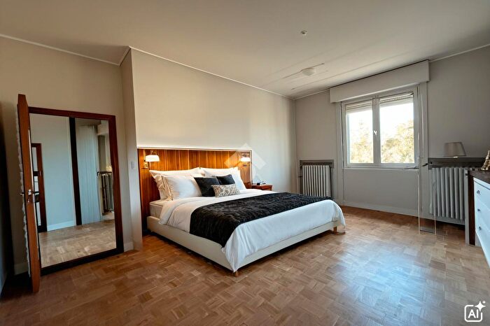 Appartamento quadrilocale in vendita in Viale dei Partigiani, Mantova