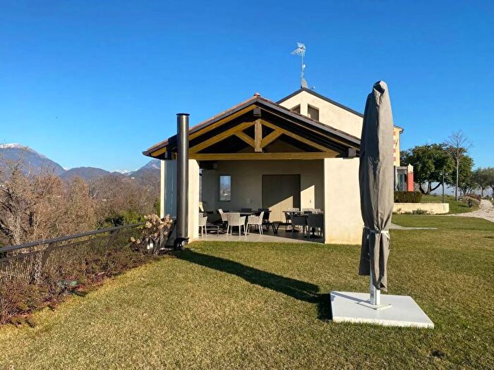 Casa trilocale in affitto in Tarzo